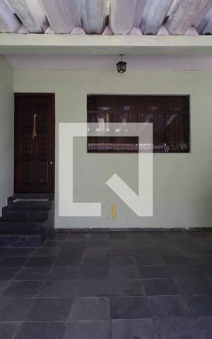 Casa à venda com 246m², 3 quartos e 3 vagasGaragem