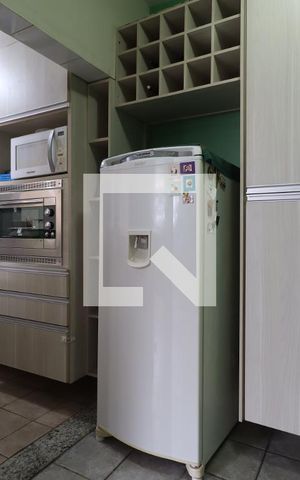 Casa à venda com 246m², 3 quartos e 3 vagasVaranda gourmet