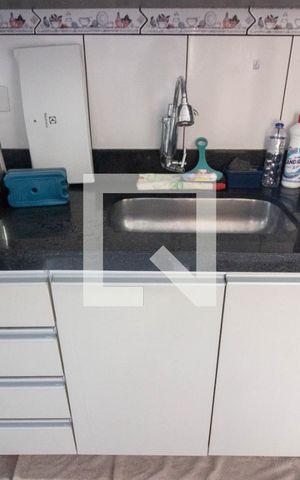 Apartamento à venda com 50m², 2 quartos e 1 vaga Apartamento à venda com 50m², 2 quartos e 1 vagaCozinha e Área de Serviço