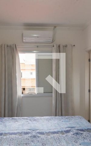 Casa de condomínio à venda com 90m², 3 quartos e 3 vagas Casa de condomínio à venda com 90m², 3 quartos e 3 vagasSuíte