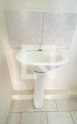 Apartamento para alugar com 32m², 2 quartos e 1 vaga Apartamento para alugar com 32m², 2 quartos e 1 vagaBanheiro