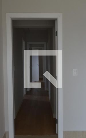 Apartamento à venda com 179m², 5 quartos e 4 vagasCorredor