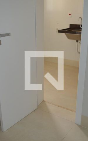 Apartamento à venda com 179m², 5 quartos e 4 vagasQuarto de Serviço