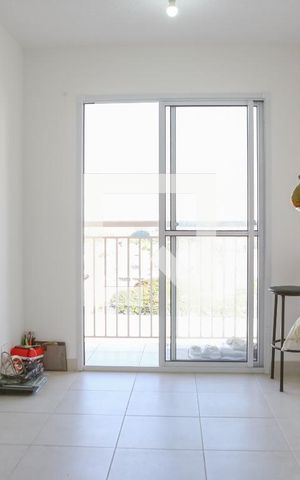 Apartamento à venda com 28m², 1 quarto e sem vaga Apartamento à venda com 28m², 1 quarto e sem vagaSala