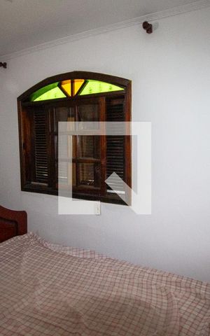 Casa à venda com 350m², 3 quartos e 2 vagas Casa à venda com 350m², 3 quartos e 2 vagasQuarto 3