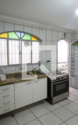 Casa à venda com 350m², 3 quartos e 2 vagas Casa à venda com 350m², 3 quartos e 2 vagasCozinha