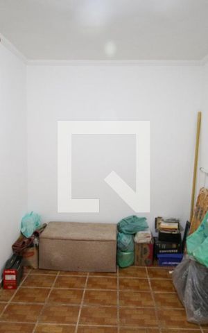 Casa à venda com 350m², 3 quartos e 2 vagas Casa à venda com 350m², 3 quartos e 2 vagasQuarto 2