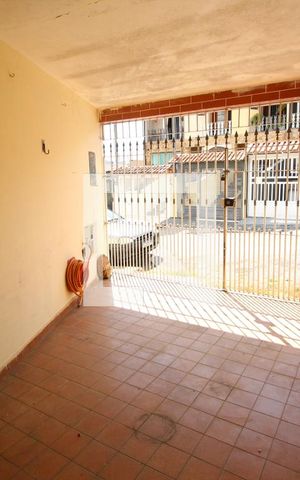 Casa à venda com 80m², 1 quarto e 1 vaga Casa à venda com 80m², 1 quarto e 1 vagaGaragem