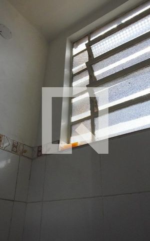 Apartamento à venda com 48m², 1 quarto e sem vagaBanheiro Corredor
