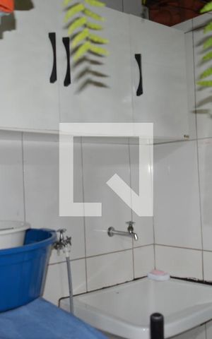 Casa de condomínio à venda com 82m², 3 quartos e 1 vagaÁrea de Serviço