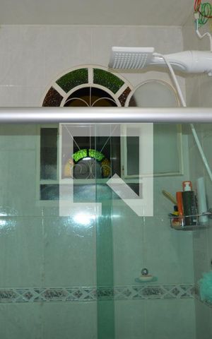 Casa de condomínio à venda com 82m², 3 quartos e 1 vagaBanheiro