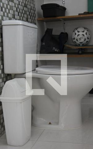 Casa à venda com 275m², 3 quartos e 8 vagasLavabo garagem
