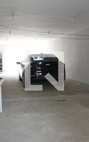 Casa à venda com 275m², 3 quartos e 8 vagasGaragem