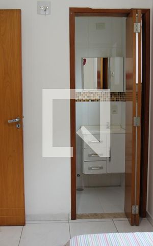 Casa à venda com 275m², 3 quartos e 8 vagasQuarto 2 - Suíte