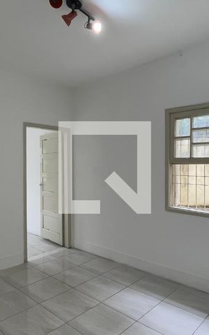 Casa para alugar com 65m², 2 quartos e sem vaga Casa para alugar com 65m², 2 quartos e sem vagaQuarto 1