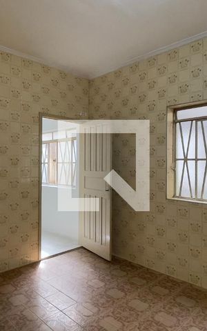 Casa para alugar com 65m², 2 quartos e sem vaga Casa para alugar com 65m², 2 quartos e sem vagaCozinha