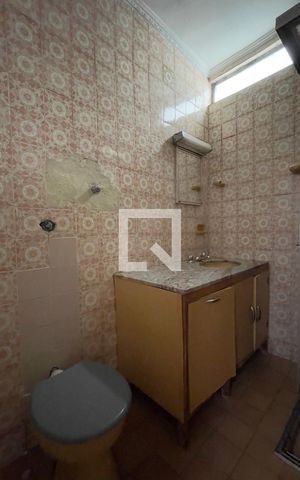 Casa para alugar com 65m², 2 quartos e sem vaga Casa para alugar com 65m², 2 quartos e sem vagaBanheiro