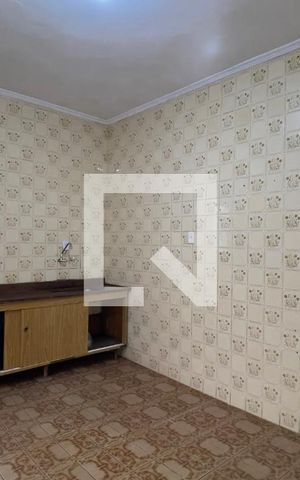 Casa para alugar com 65m², 2 quartos e sem vaga Casa para alugar com 65m², 2 quartos e sem vagaCozinha
