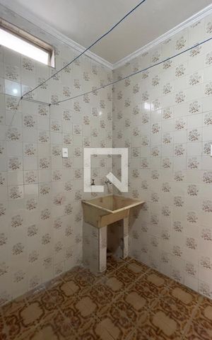 Casa para alugar com 65m², 2 quartos e sem vaga Casa para alugar com 65m², 2 quartos e sem vagaÁrea de Serviço