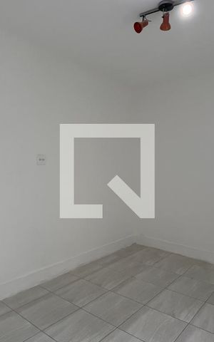 Casa para alugar com 65m², 2 quartos e sem vaga Casa para alugar com 65m², 2 quartos e sem vagaQuarto 1