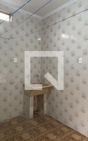 Casa para alugar com 65m², 2 quartos e sem vaga Casa para alugar com 65m², 2 quartos e sem vagaÁrea de Serviço