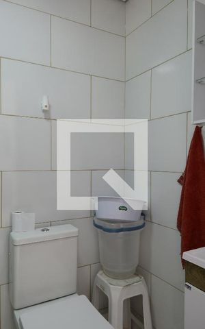 Casa à venda com 80m², 2 quartos e sem vagaBanheiro Casa 2