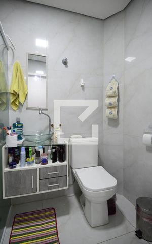 Casa à venda com 80m², 2 quartos e sem vagaBanheiro Casa 2