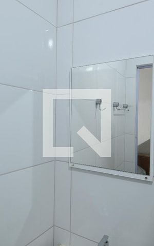 Casa à venda com 80m², 2 quartos e sem vagaBanheiro