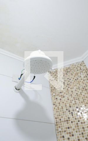 Casa à venda com 80m², 2 quartos e sem vagaBanheiro