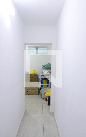 Casa à venda com 80m², 2 quartos e sem vagaCorredor 