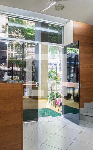 Studio à venda com 45m², 1 quarto e sem vaga Studio à venda com 45m², 1 quarto e sem vagaÁrea comum - Portaria/Hall Social