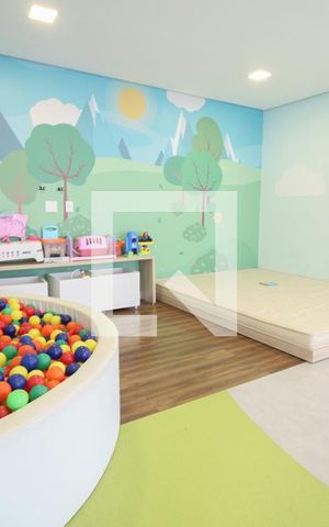 Apartamento à venda com 75m², 2 quartos e 1 vaga Apartamento à venda com 75m², 2 quartos e 1 vagaÁrea comum