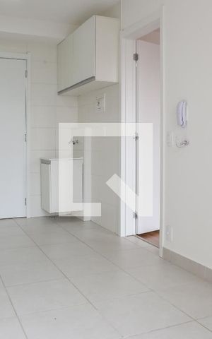 Apartamento à venda com 31m², 1 quarto e sem vaga Apartamento à venda com 31m², 1 quarto e sem vagaSala