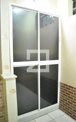 Casa para alugar com 50m², 1 quarto e 1 vagaÁrea de Serviço - Armário