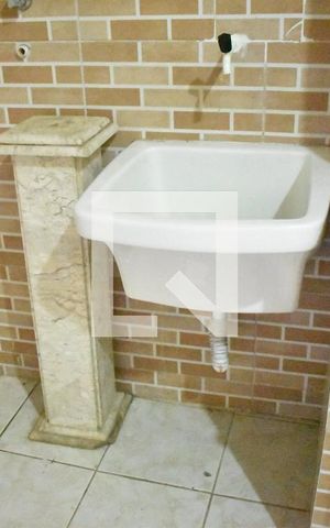 Casa para alugar com 50m², 1 quarto e 1 vagaÁrea de Serviço