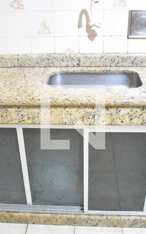 Casa para alugar com 50m², 1 quarto e 1 vagaPia