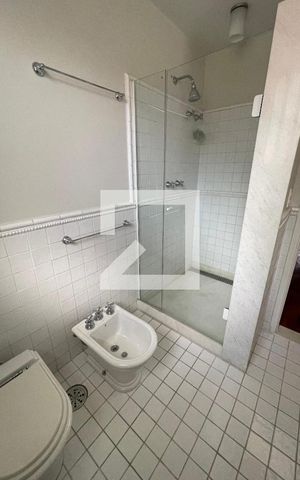 Casa à venda com 400m², 4 quartos e 5 vagas Casa à venda com 400m², 4 quartos e 5 vagasbanheiro da suíte 2