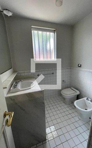 Casa à venda com 400m², 4 quartos e 5 vagas Casa à venda com 400m², 4 quartos e 5 vagasbanheiro da suíte 2