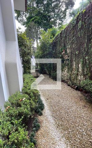 Casa à venda com 400m², 4 quartos e 5 vagas Casa à venda com 400m², 4 quartos e 5 vagasjardim de inverno