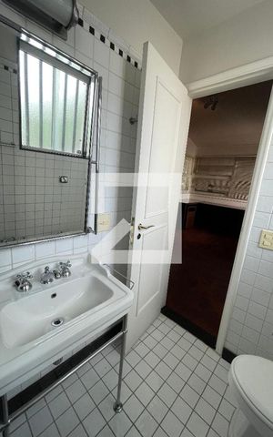 Casa à venda com 400m², 4 quartos e 5 vagas Casa à venda com 400m², 4 quartos e 5 vagasbanheiro da suíte 3