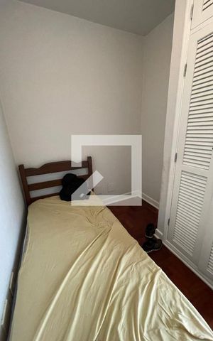 Casa à venda com 400m², 4 quartos e 5 vagas Casa à venda com 400m², 4 quartos e 5 vagasQuarto de Serviço