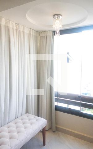 Apartamento para alugar com 258m², 2 quartos e 2 vagas Apartamento para alugar com 258m², 2 quartos e 2 vagasVaranda