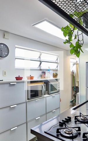 Apartamento à venda com 51m², 2 quartos e 1 vaga Apartamento à venda com 51m², 2 quartos e 1 vagaCozinha