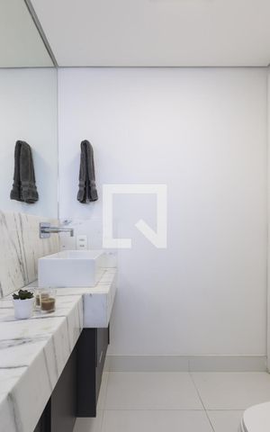 Apartamento à venda com 51m², 2 quartos e 1 vaga Apartamento à venda com 51m², 2 quartos e 1 vagaBanheiro