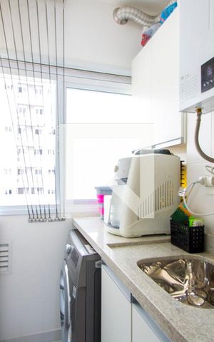 Apartamento à venda com 115m², 3 quartos e 2 vagas Apartamento à venda com 115m², 3 quartos e 2 vagasCozinha/Área de serviço