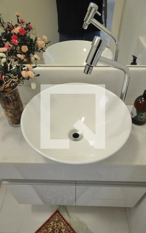 Casa à venda com 200m², 3 quartos e 4 vagasLavabo