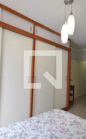 Casa à venda com 200m², 3 quartos e 4 vagasSuíte 3