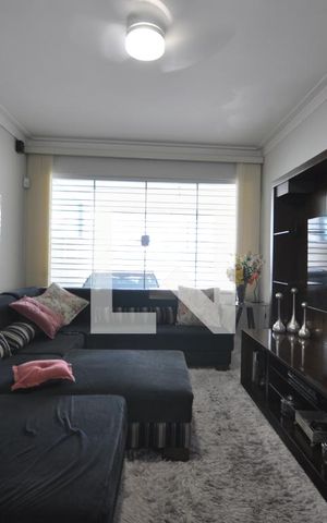 Casa à venda com 200m², 3 quartos e 4 vagasSala