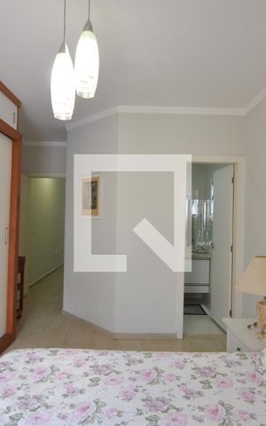 Casa à venda com 200m², 3 quartos e 4 vagasSuíte 3