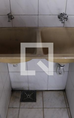 Apartamento para alugar com 110m², 2 quartos e 1 vagaÁrea de Serviço